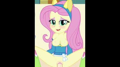 Equestria girls fluttershy