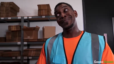 Esposa russa traindo o marido com um negão dotado