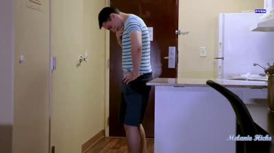 Melanie Hicks Visits Her Stepson At College