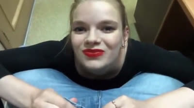 Intern's First Day at Work: A Secret Office Romance