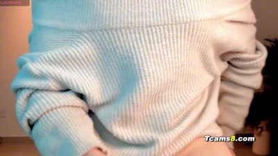 Ash blonde trap wanks her babecock