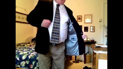 Bear Daddy's Striptease